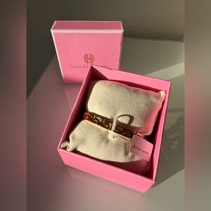 Viral House of Harlow 1960 Gold cuff Bracelet